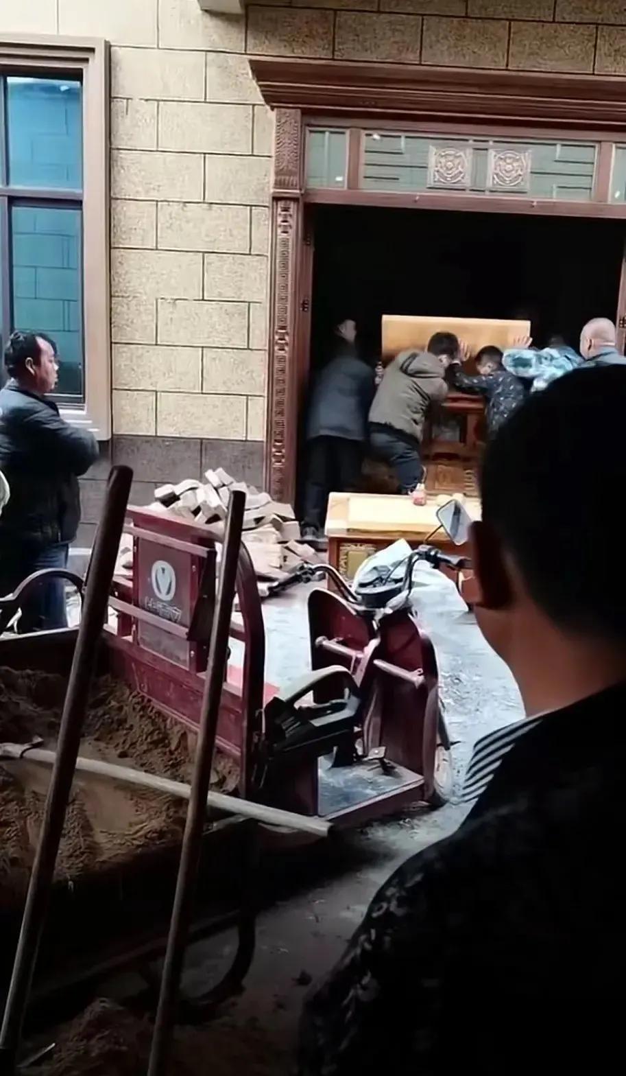 河南精彩活动，致敬嘉宾与观众朋友